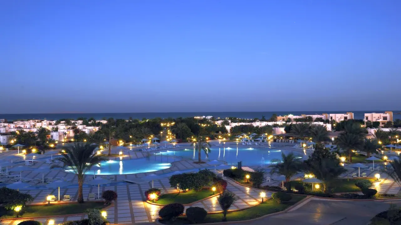 الفندق فاروه أزور ريزورت - الغردقة